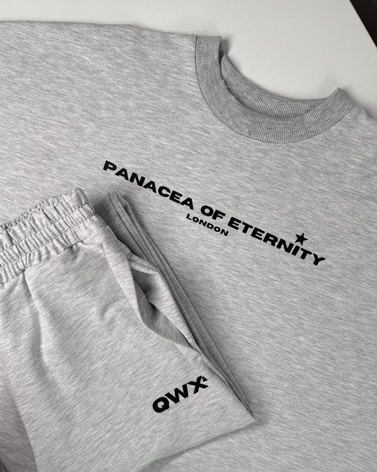 2-Piece Women Set: Urban Sweater + Wide-Leg Sweatpants - Melange Grey