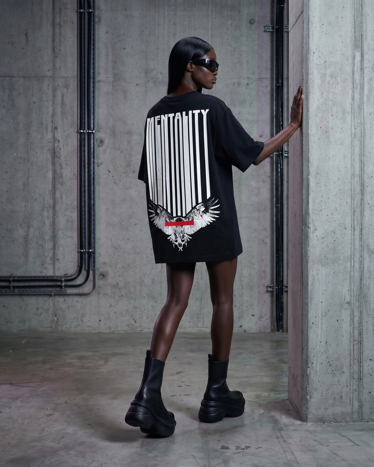 Women's Mentality black oversized T-shirt