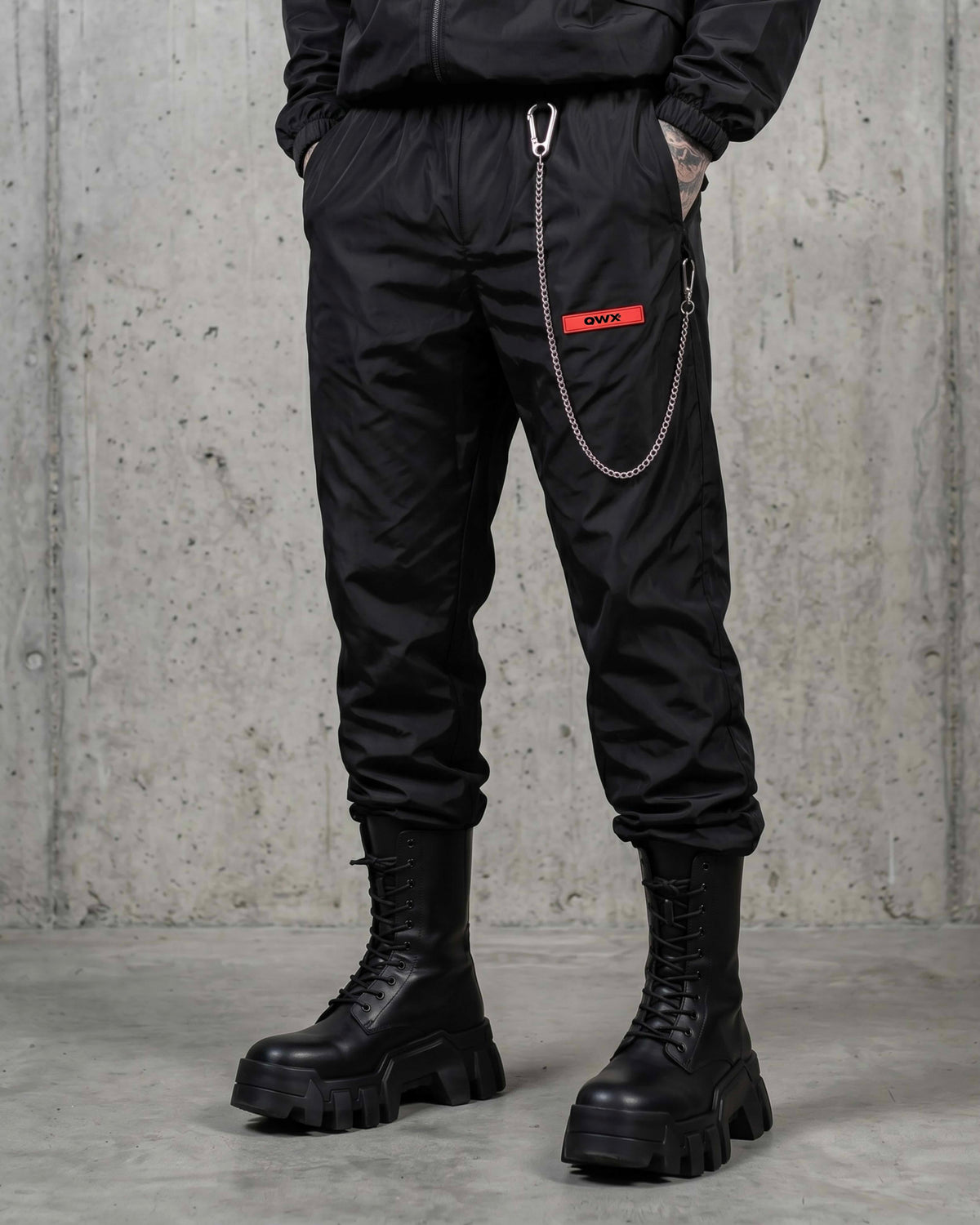 Men's Signal Black lightweight shell trousers