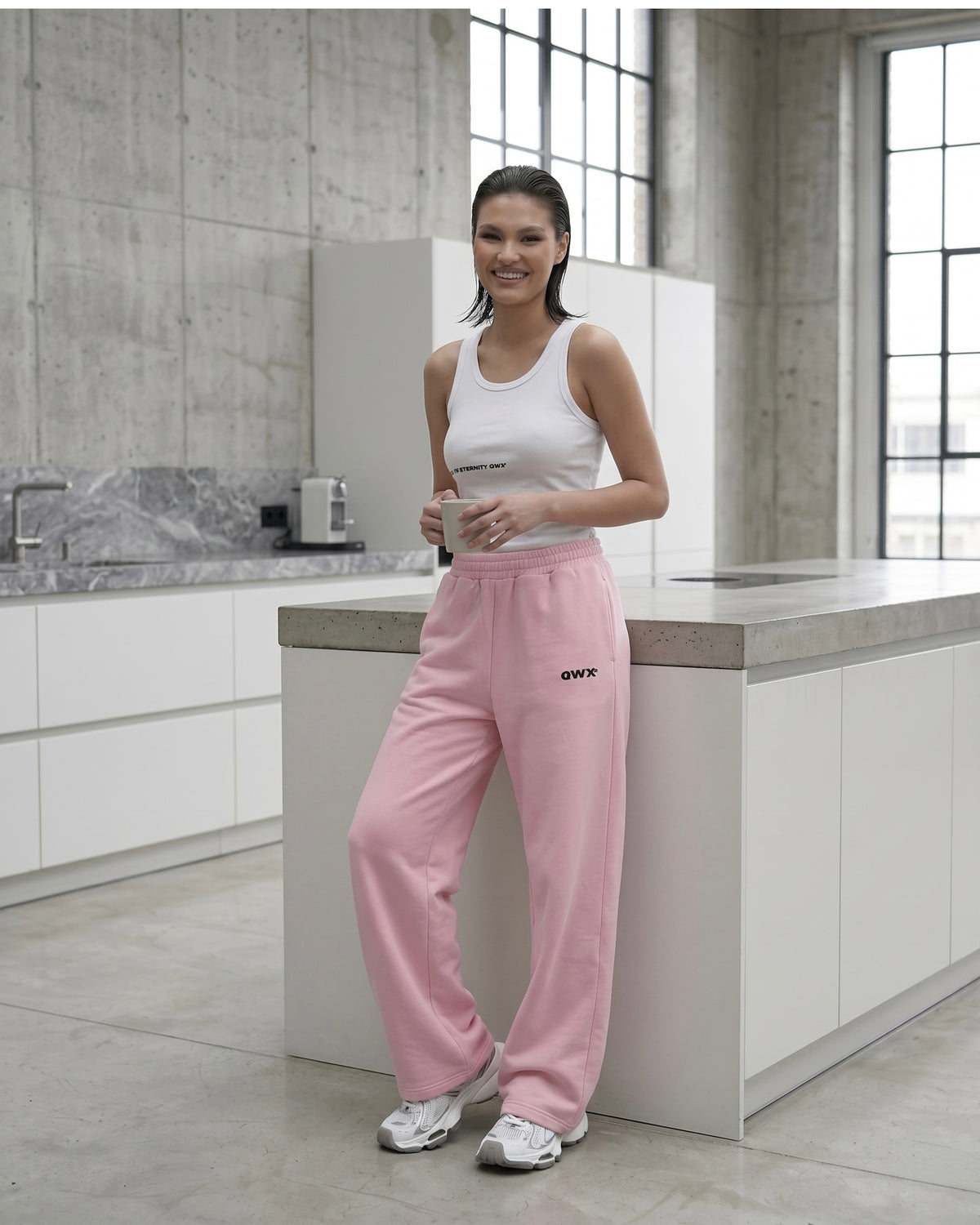 Pantalones deportivos de pierna ancha Urban Pink