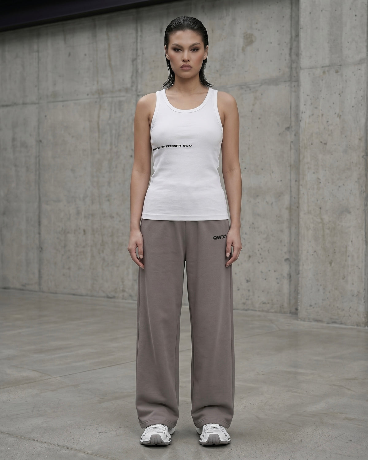 Conjunto de 2 piezas para mujer: camiseta sin mangas de canalé y pantalones deportivos de pernera ancha - Gris