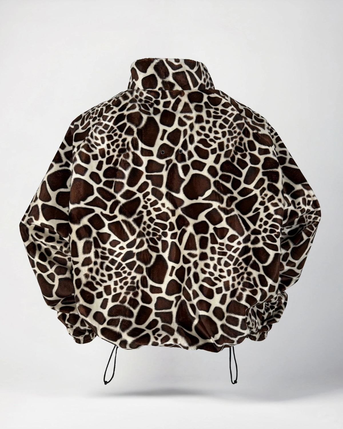 2-teiliges Damen-Set: Savannah Giraffe – Jacke + Shorts