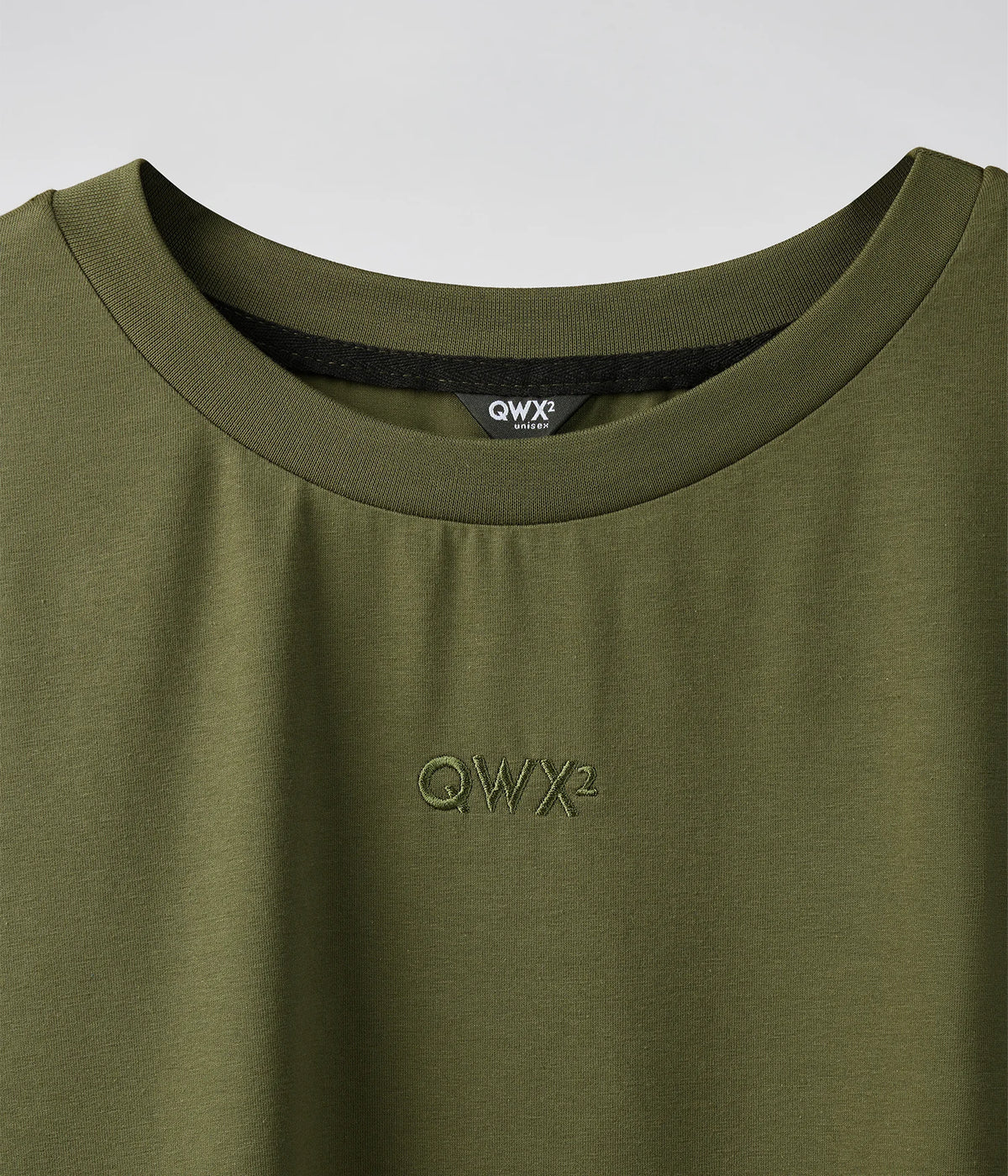 Camiseta Bordada Verde Caqui